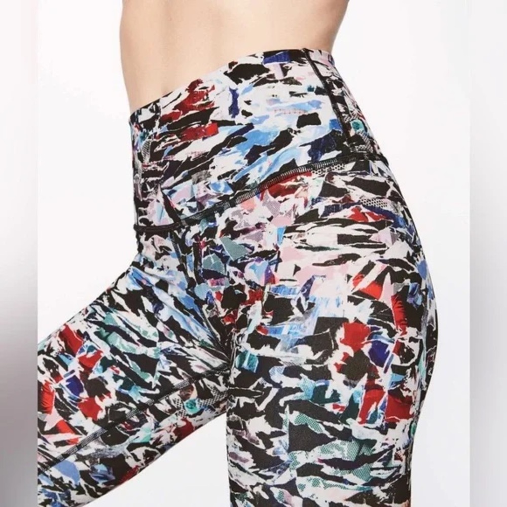 Lululemon Break Free Tight Culture Clash Starlight Cropped Size 2 Leggings